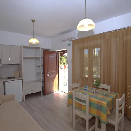 Skafidakia * Agios Nikolaos (Mani)